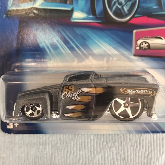 💞 Valentine’s Day car couple 💞 - Picture 6 of 7